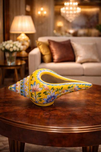 Yellow Shank — Jaipur Blue Pottery Statement Conch (10 ft)
