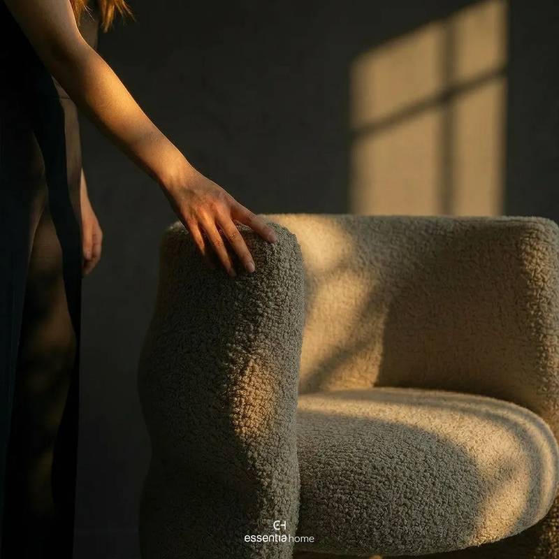 Ribbon Dining Chair